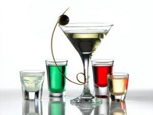 Martini Glass 17.5cl / 6oz - 12 Pack and Glassware Storage Box
