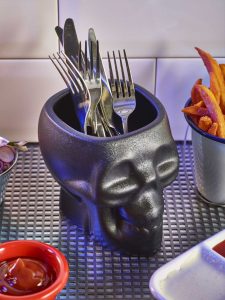 Cast Iron Effect Tiki Skull Mug 40cl/14oz