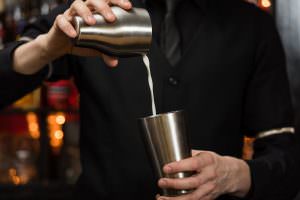 Beaumont Mezclar 600ml French Shaker Stainless Steel