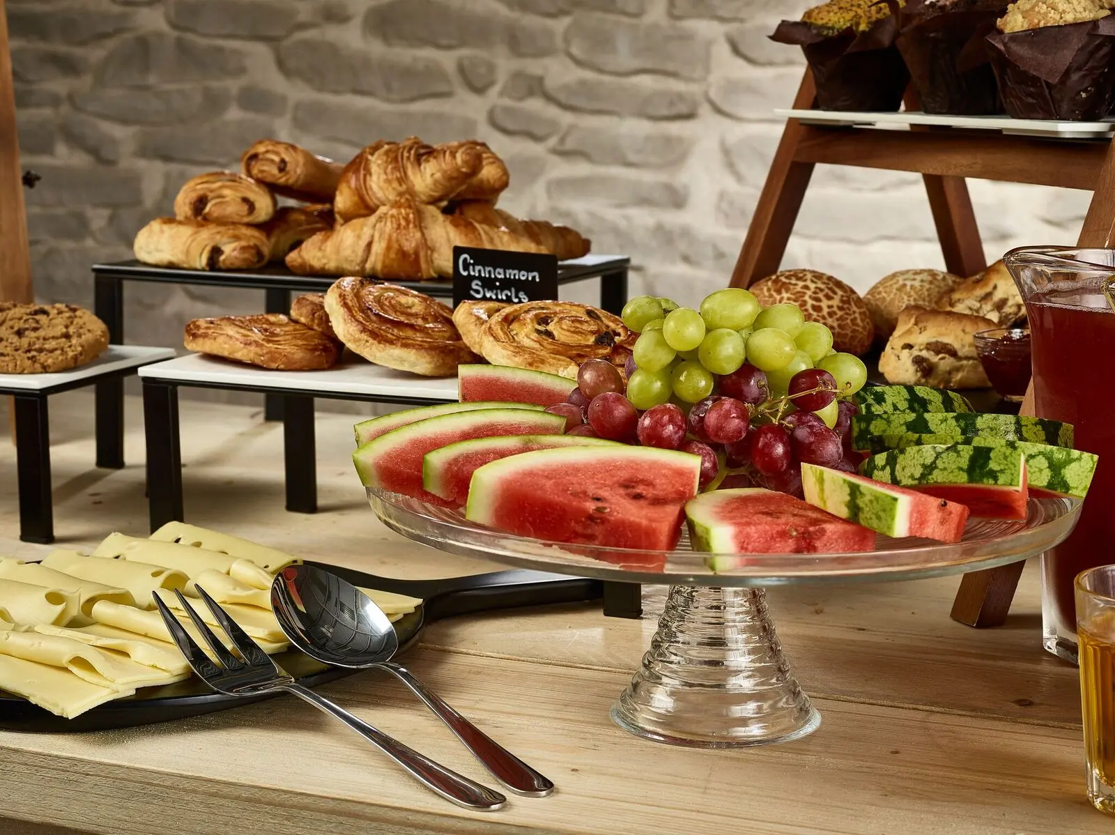 Buffet & Display