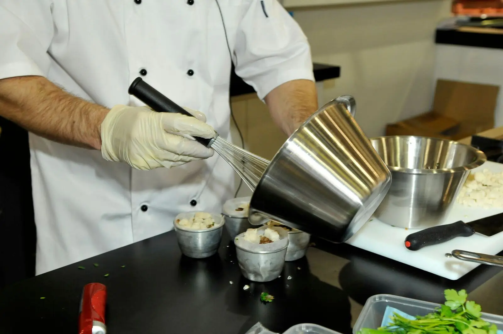 Kitchenware & Utensils